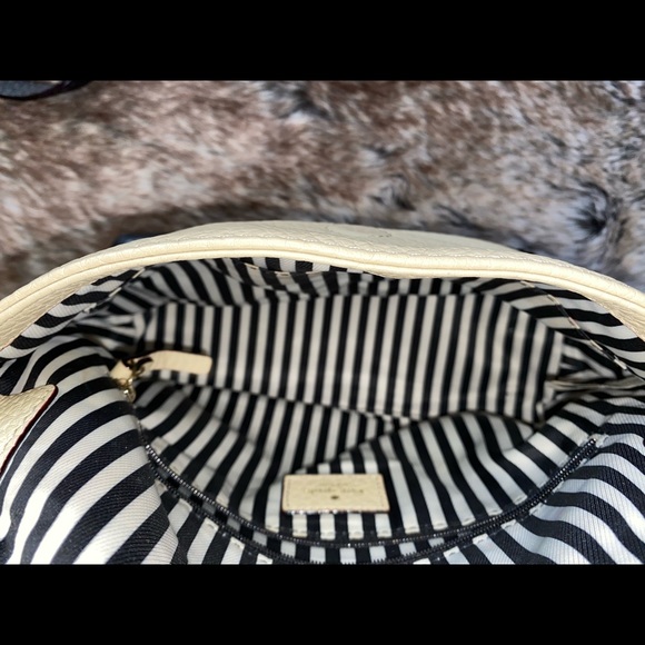 Kate Spade purse - Picture 4 of 6